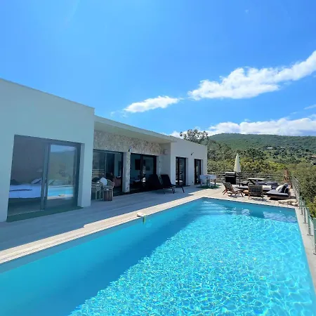 Villa Tinoeva *