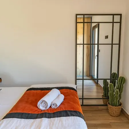 Villa Tinoeva Mare Di *