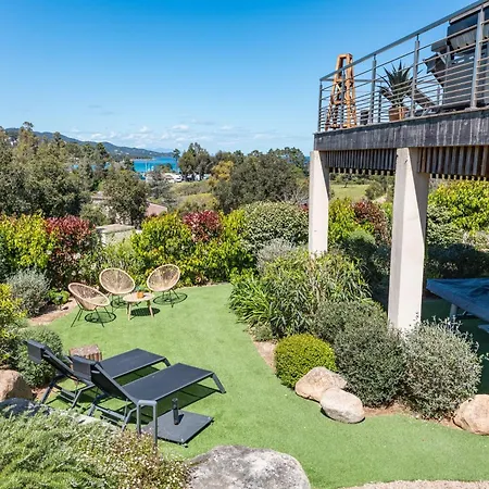 Villa Tinoeva Mare Di