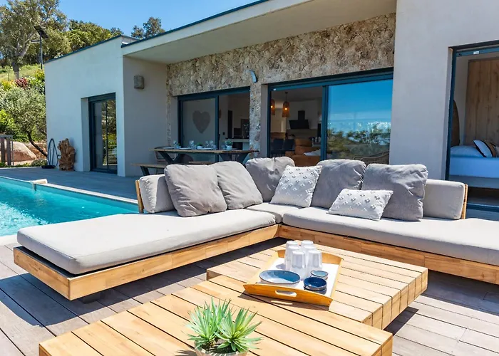 Vila Tinoeva Mare Di *