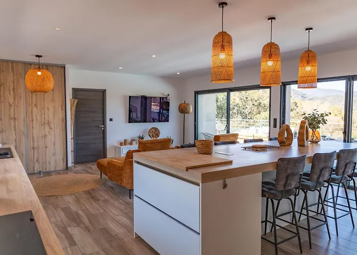 Tinoeva Mare Di Vila